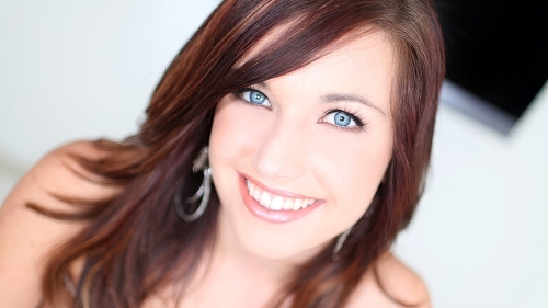 Swallow Salon Presents Maryjane Johnson, Blue Eyed Beauty Sucks and Swallows